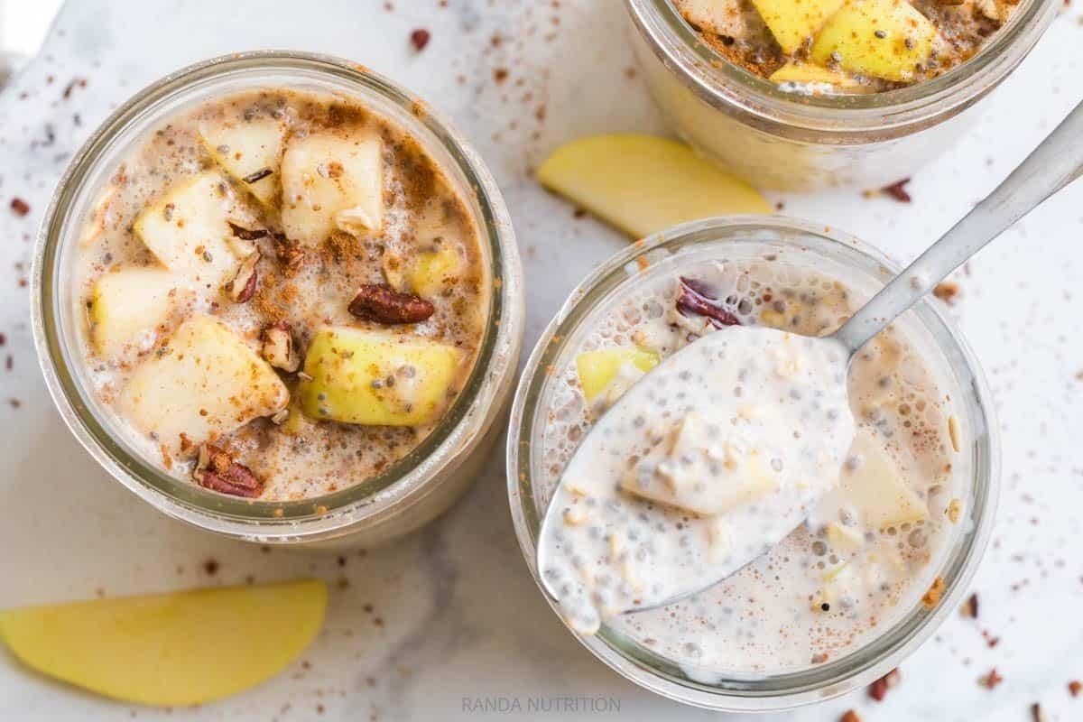 Apple Cinnamon Overnight Oats