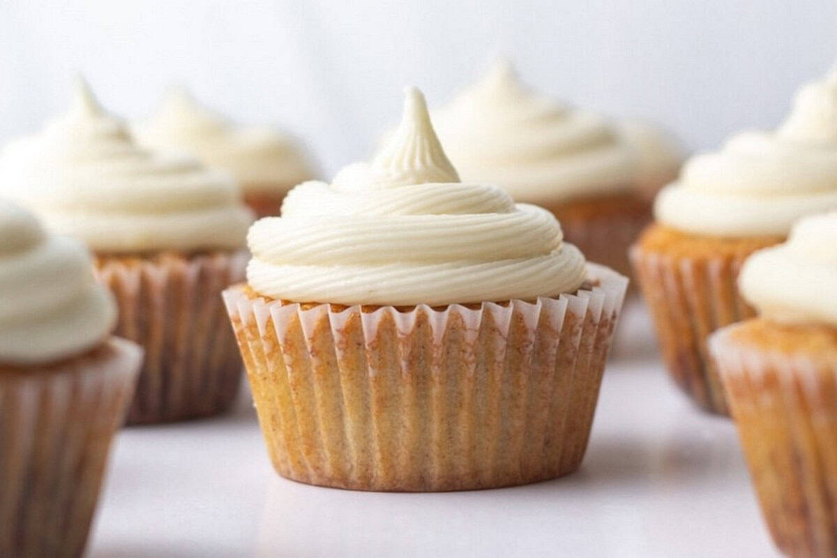 Cinnamon Roll Cupcakes Cinnamon Roll Cupcakes