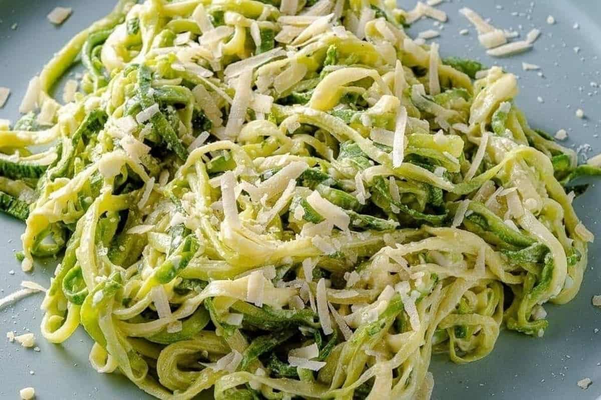 Garlic Parmesan Zucchini Noodles
