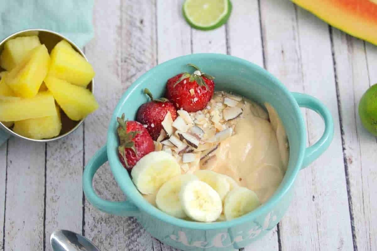 Papaya Smoothie Bowl