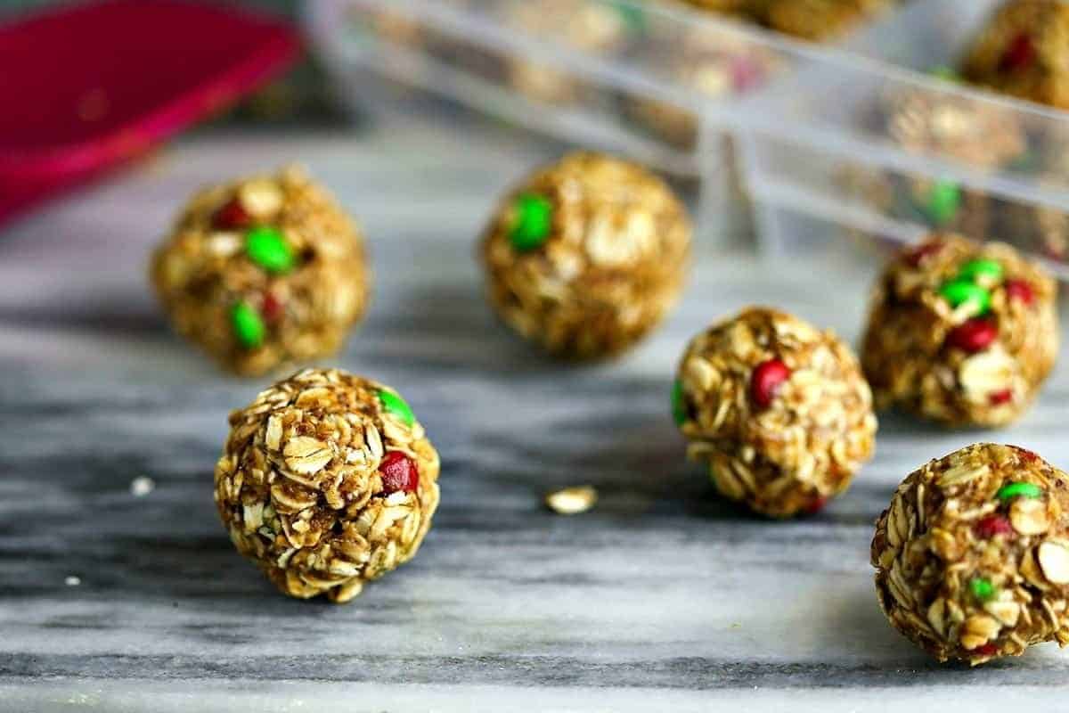 Peanut Butter Oatmeal Energy Bites