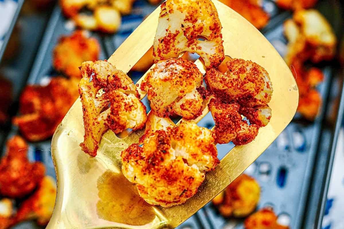 Air Fryer Keto Buffalo Cauliflower